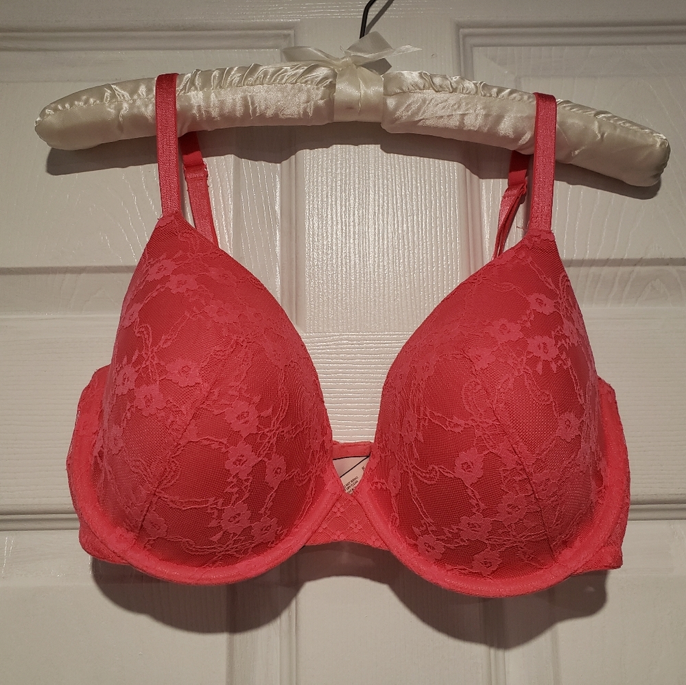 Victoria's Secret: Bra, Size 34DD